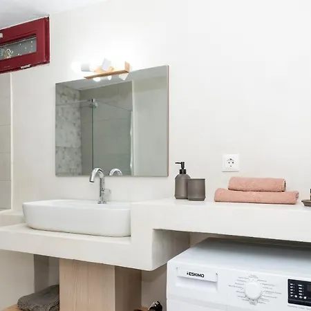 Katmar Homes Katerina Apartament *